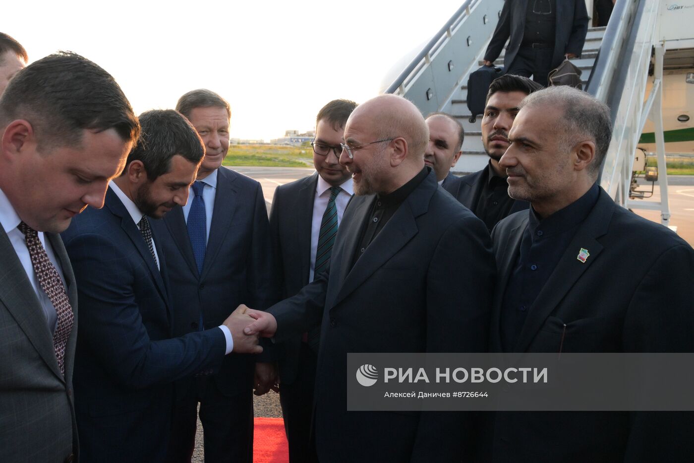 Прибытие делегаций на X Парламентский форум БРИКС