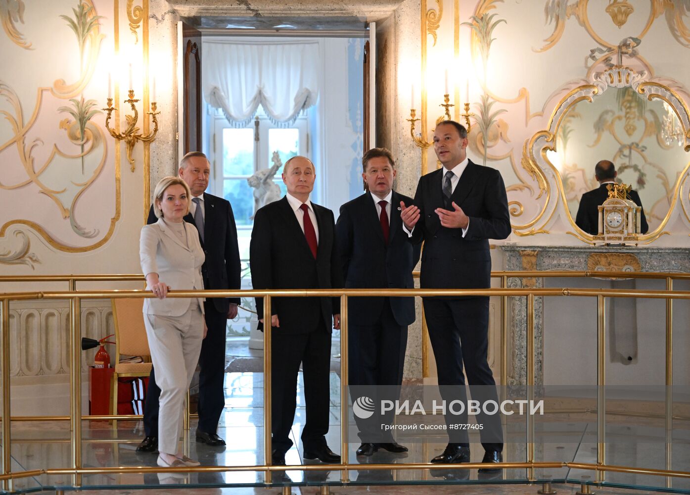 Рабочая поездка президента Владимира Путина в Санкт-Петербург