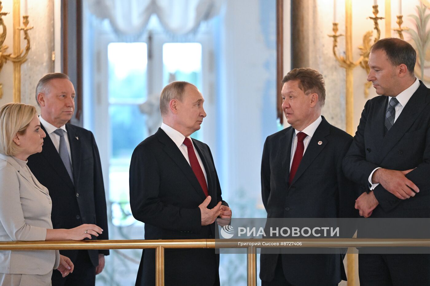 Рабочая поездка президента Владимира Путина в Санкт-Петербург