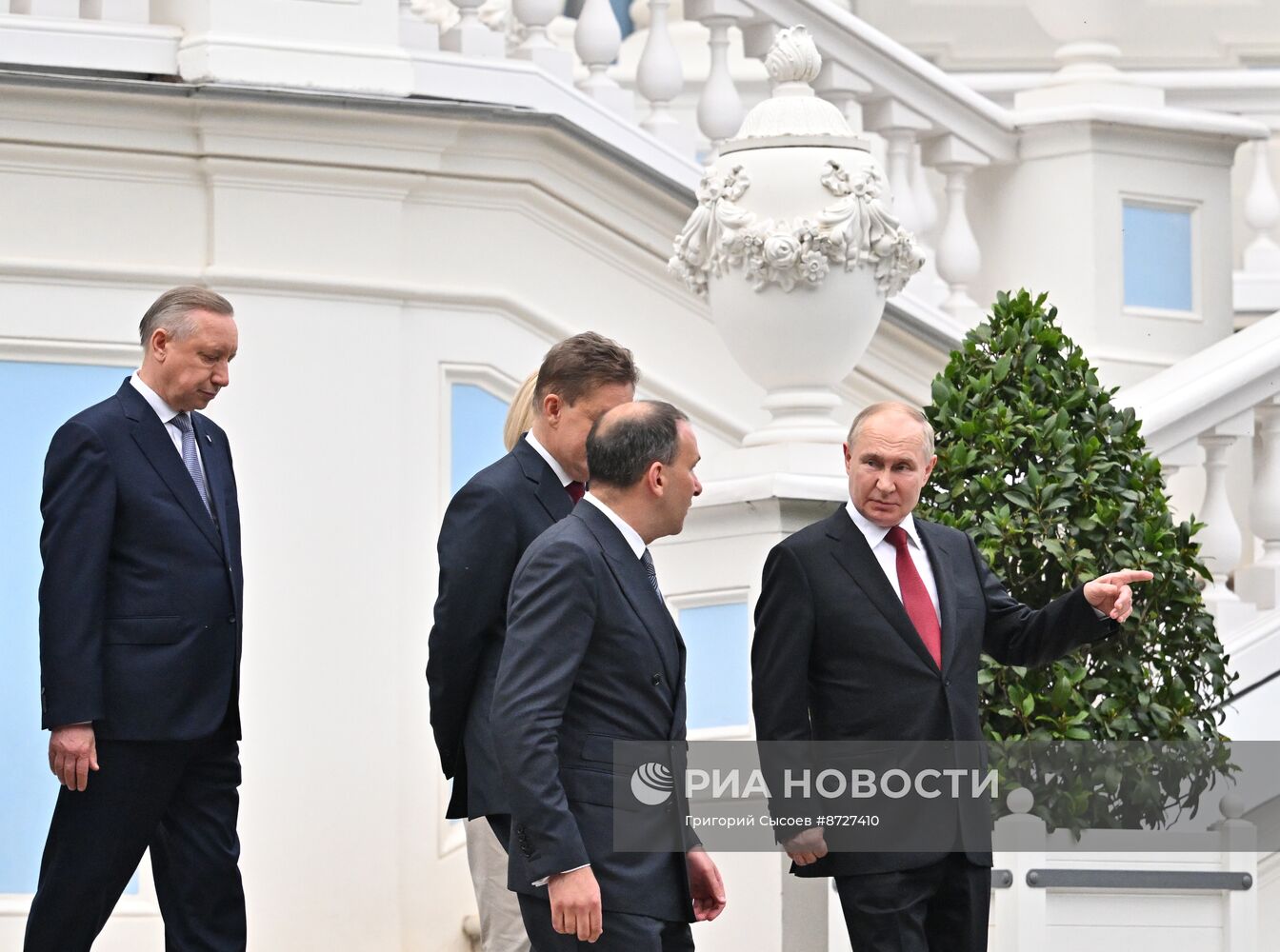 Рабочая поездка президента Владимира Путина в Санкт-Петербург