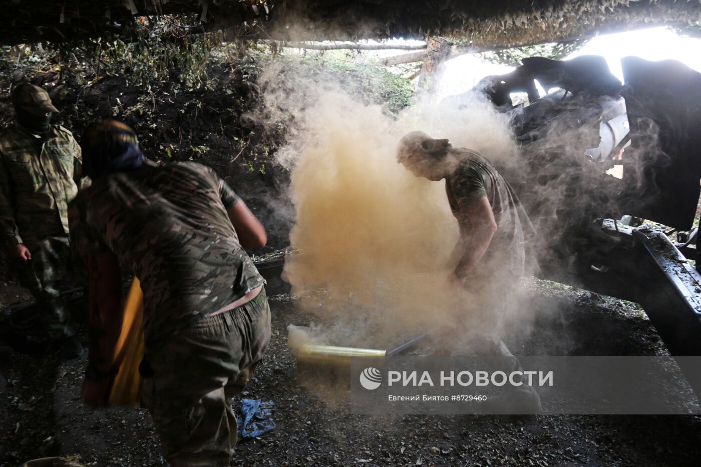 Подготовка бойцов Добровольческого корпуса, действующего в составе группировки войск "Юг"