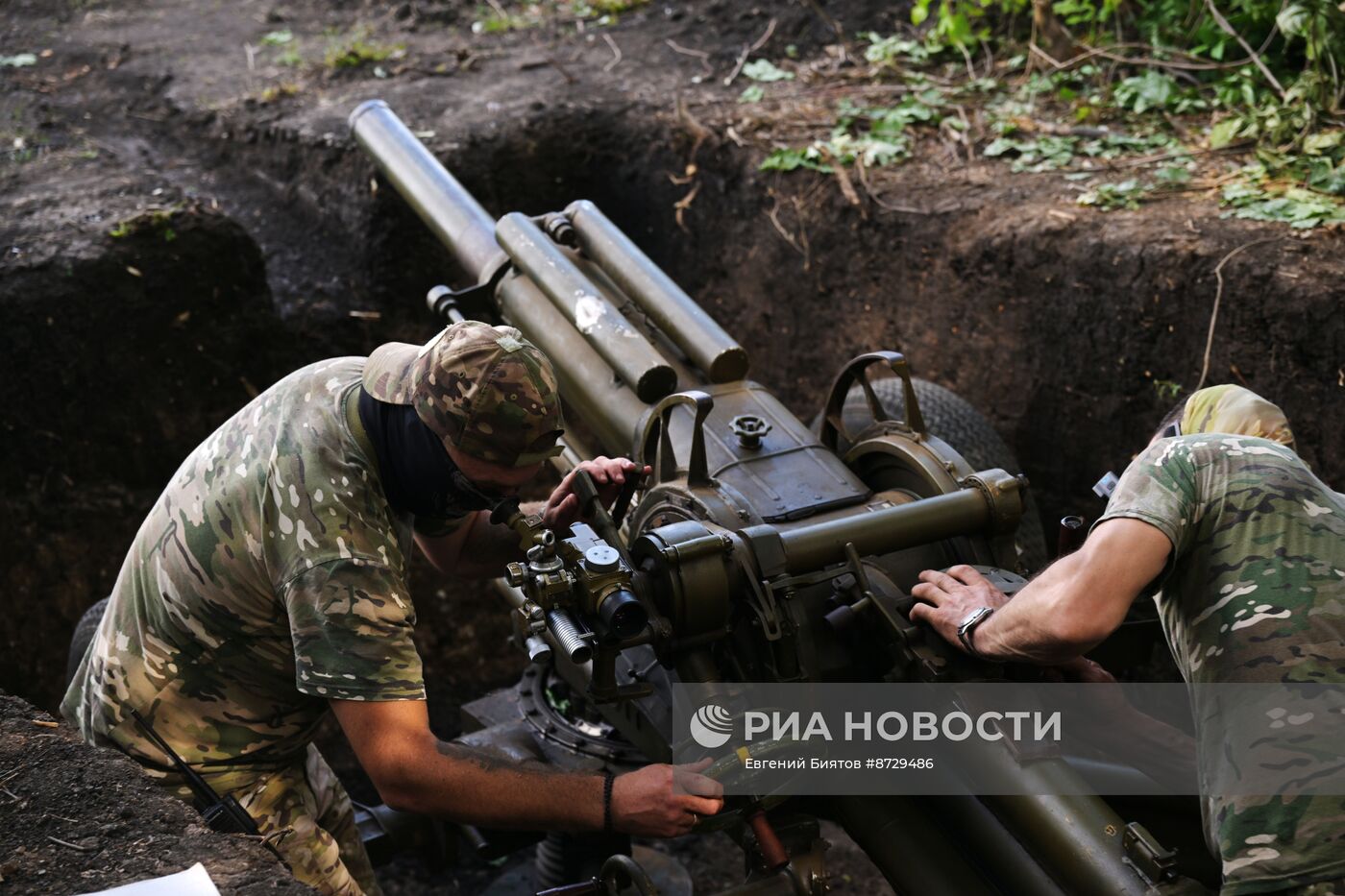 Подготовка бойцов Добровольческого корпуса, действующего в составе группировки войск "Юг"