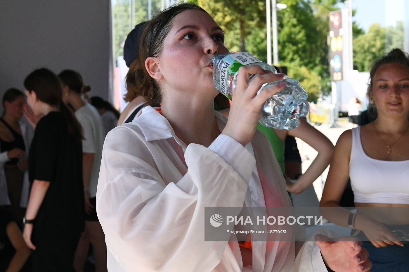 Рекорд по самому массовому современному танцу