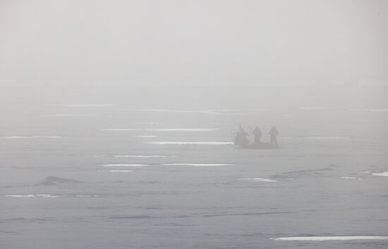 Ф. Конюхов и И. Потапкин установили мировой рекорд дальности беспосадочного полёта на мотопараплане