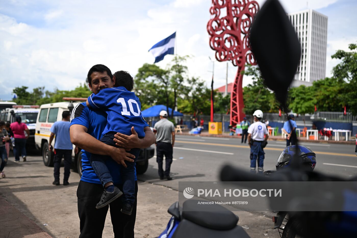 Празднование 45-летия Сандинистской революции в Никарагуа