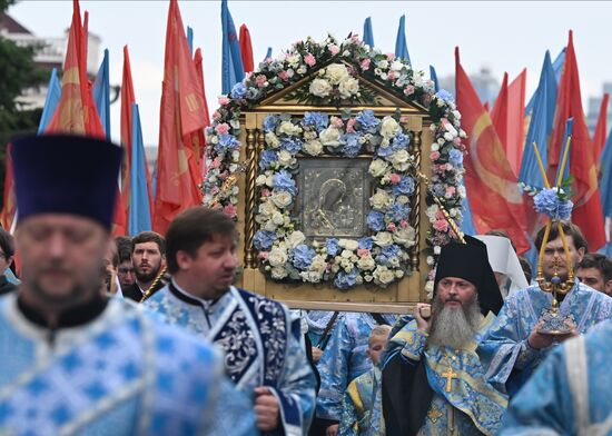 Праздник обретения Казанской иконы Божией Матери