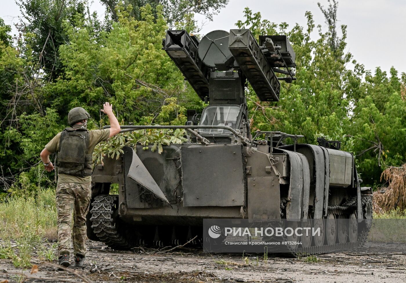 Боевая работа расчетов ЗРК "Стрела -10" ЦВО на Авдеевском направлении