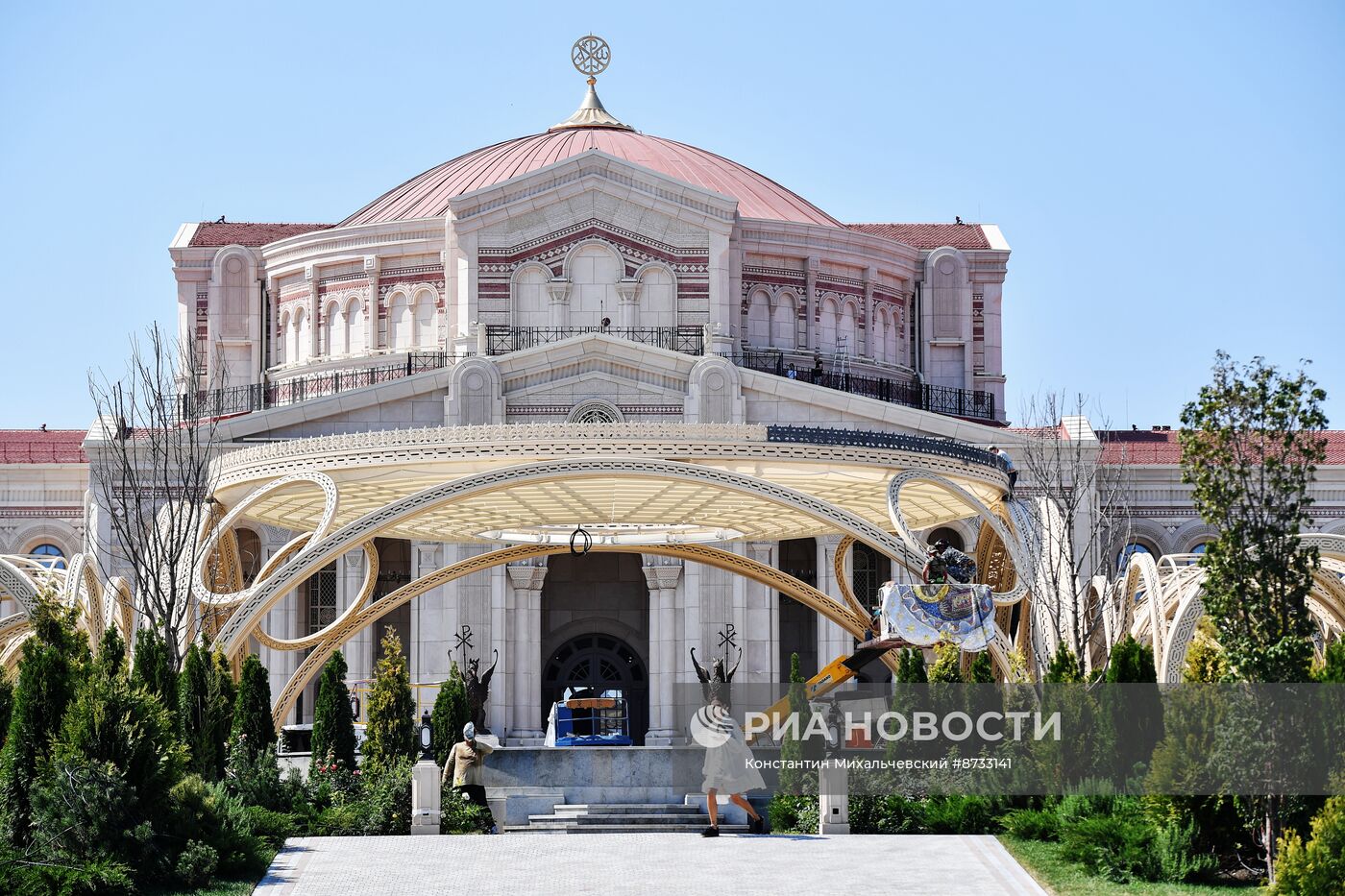 Подготовка к открытию музейно-храмового комплекса "Новый Херсонес"