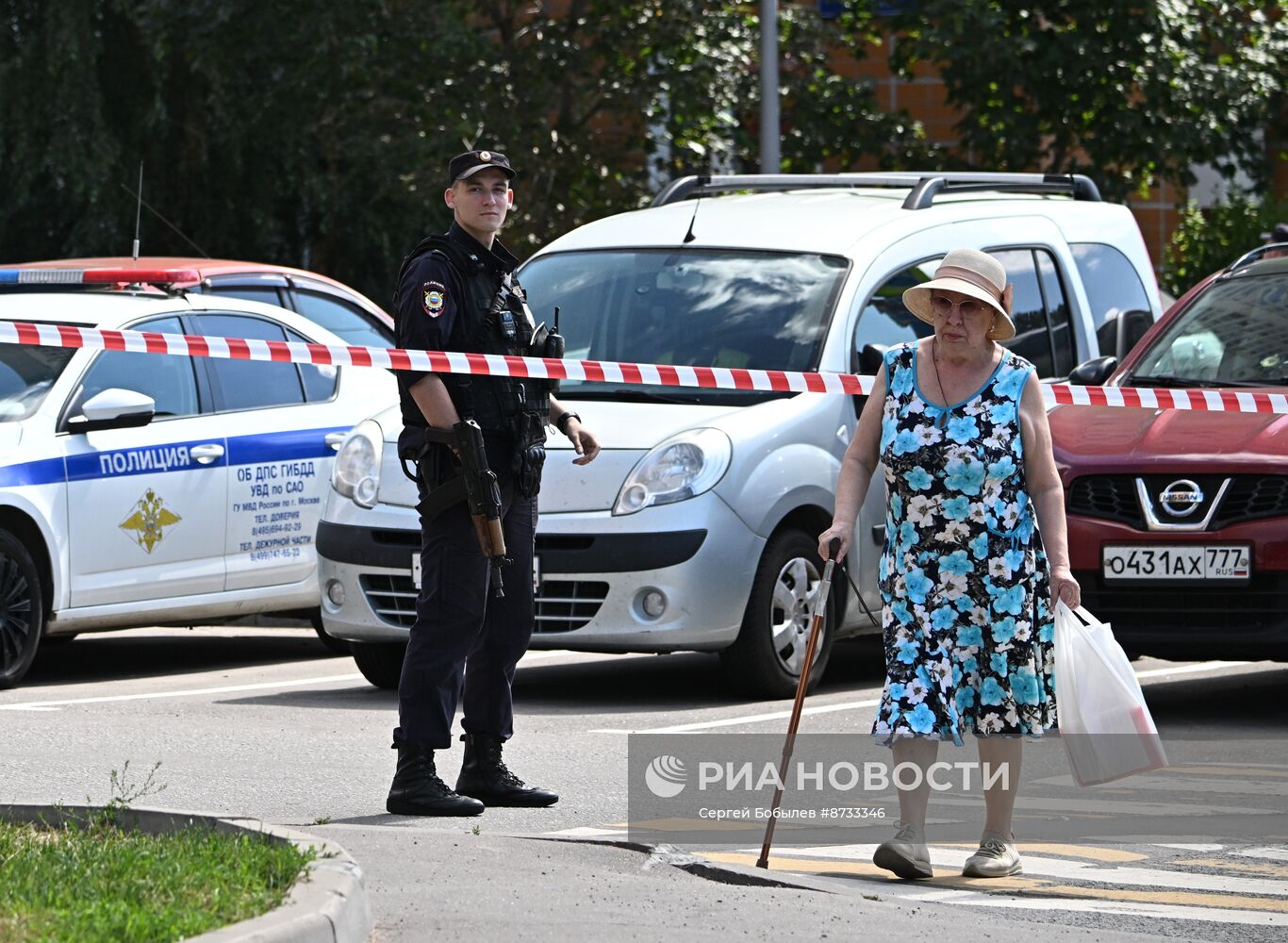 На севере Москвы взорвался внедорожник