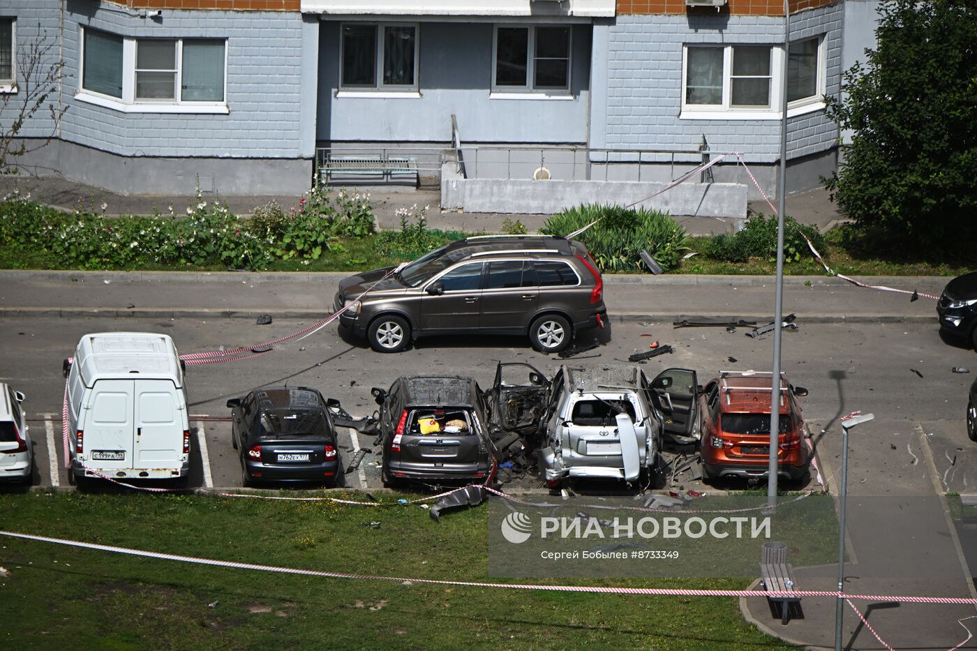 На севере Москвы взорвался внедорожник 