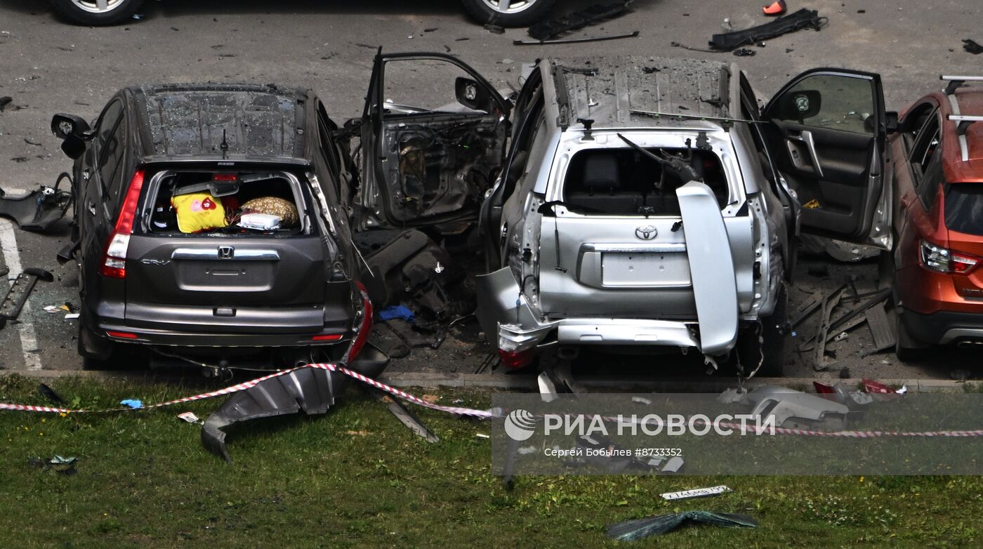 На севере Москвы взорвался внедорожник 