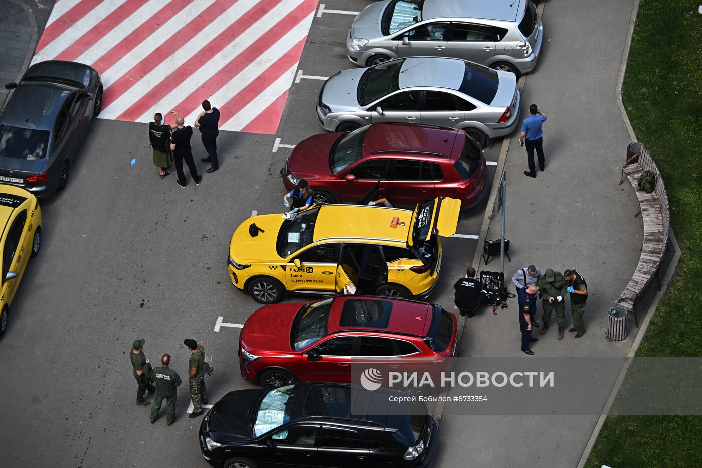 На севере Москвы взорвался внедорожник 