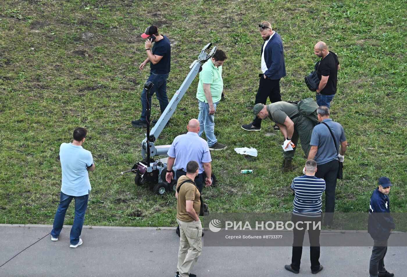 На севере Москвы взорвался внедорожник