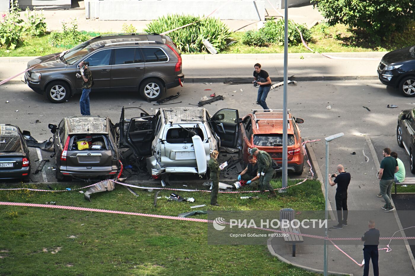 На севере Москвы взорвался внедорожник 