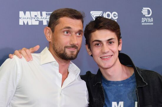 Премьера фильма "В потоке трех стихий"