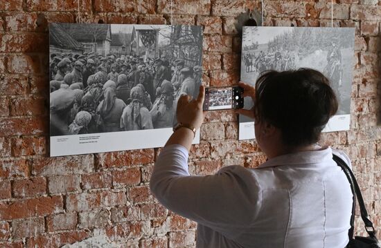 Открытие фотовыставки "Освобождение. Путь к Победе" в Бресте