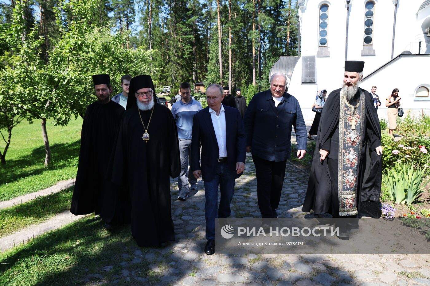 Президент РФ В. Путин и президент Белоруссии А. Лукашенко посетили Валаам