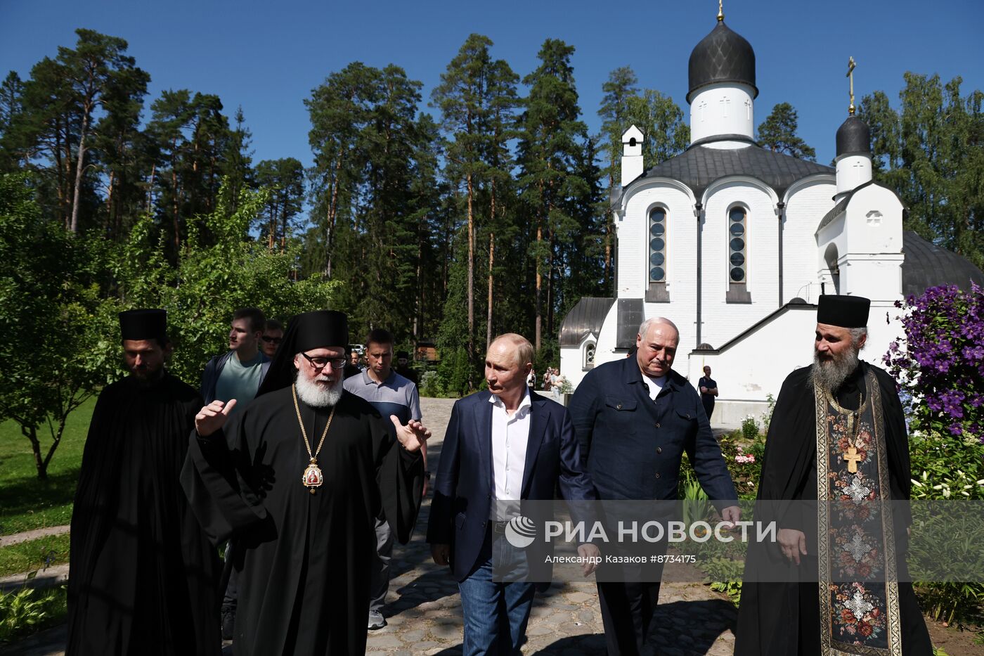 Президент РФ В. Путин и президент Белоруссии А. Лукашенко посетили Валаам