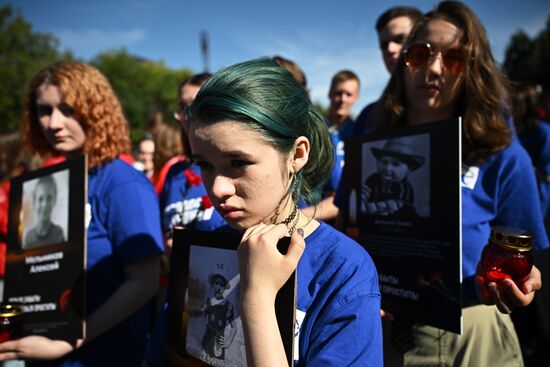 Акция в память о погибших детях Донбасса в Москве