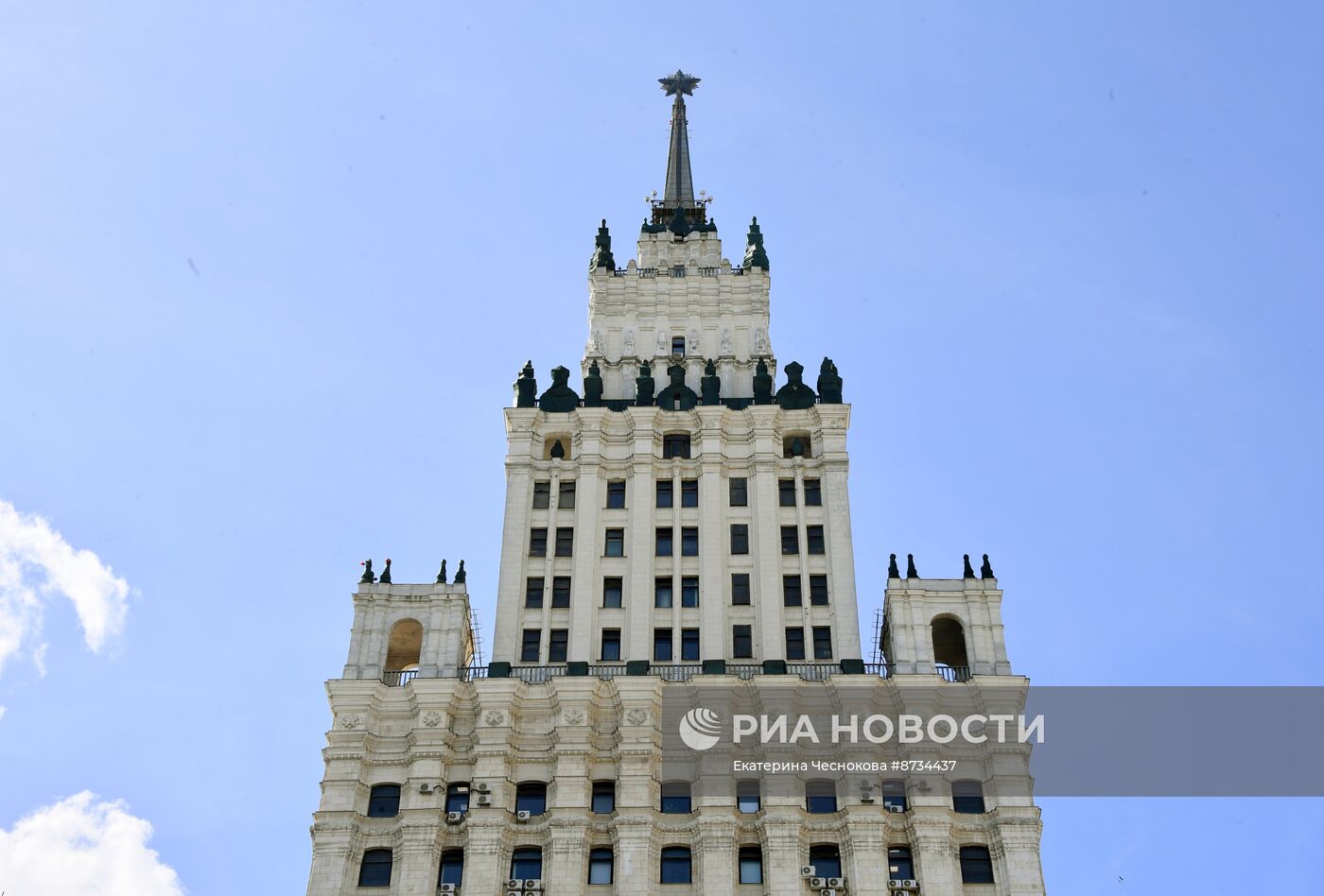 Реставрация сталинской высотки на Красных воротах