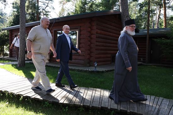 Президент РФ В. Путин и президент Белоруссии А. Лукашенко посетили Валаам. День второй