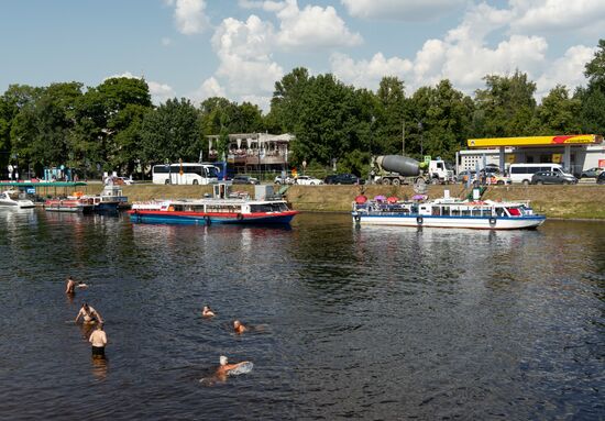 Жаркая погода в Санкт-Петербурге