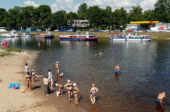 Жаркая погода в Санкт-Петербурге