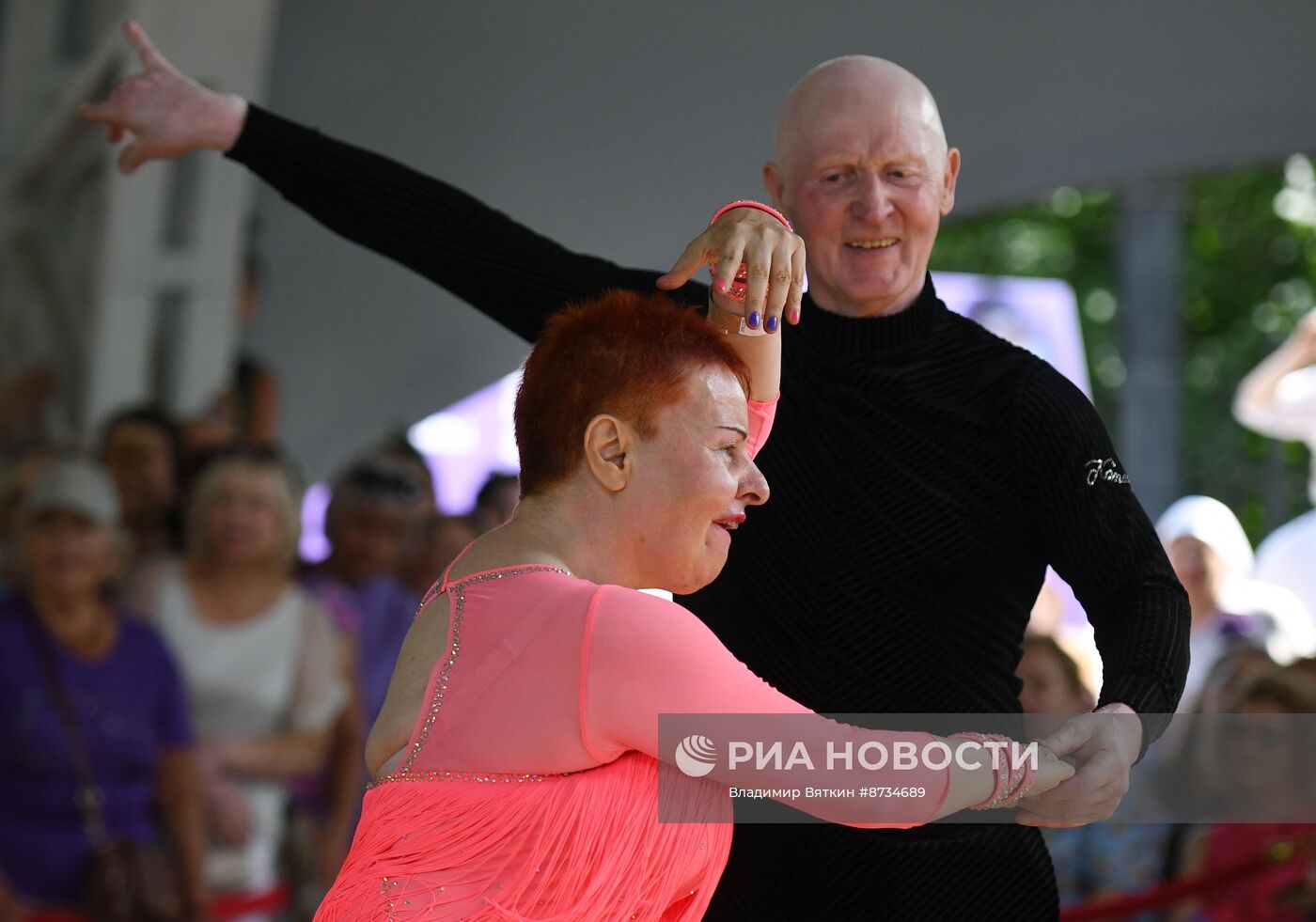 Фестиваль по спортивным бальным танцам для представителей старшего поколения