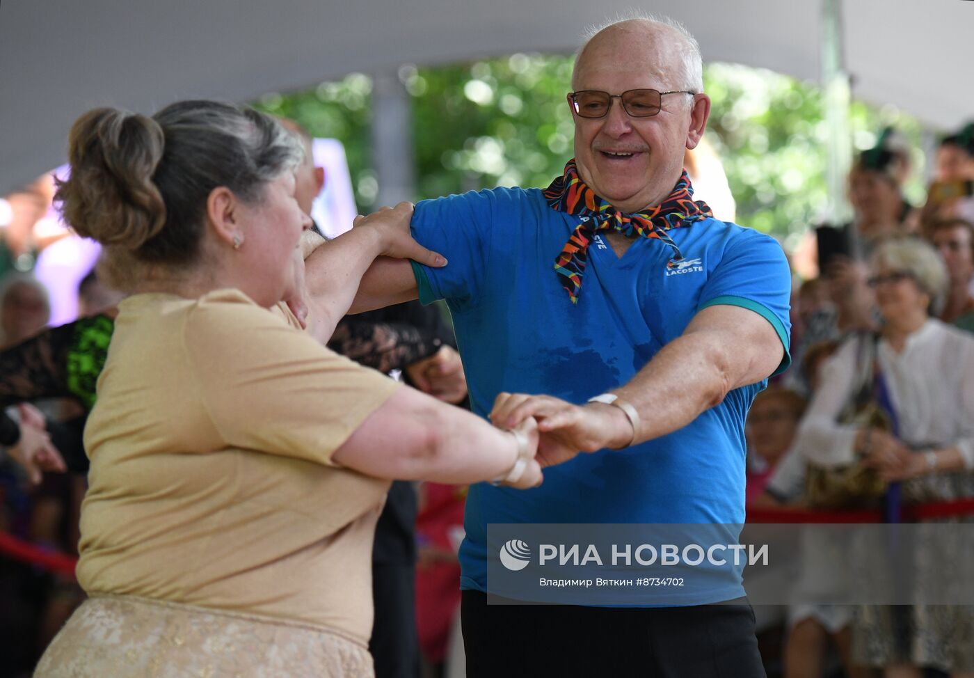 Фестиваль по спортивным бальным танцам для представителей старшего поколения