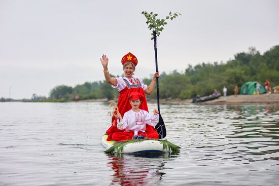 Карнавал сапсёрфинга Baikal SUP в Иркутской области