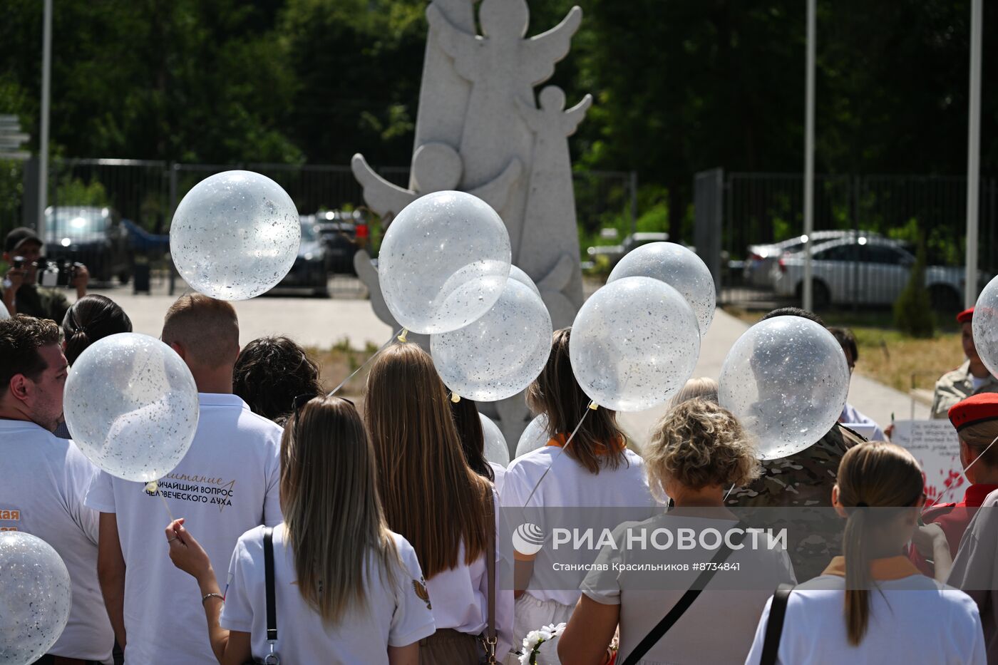 Акции памяти погибших детей Донбасса