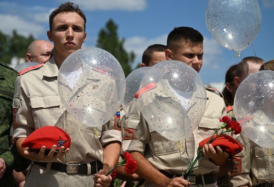 Акции памяти погибших детей Донбасса