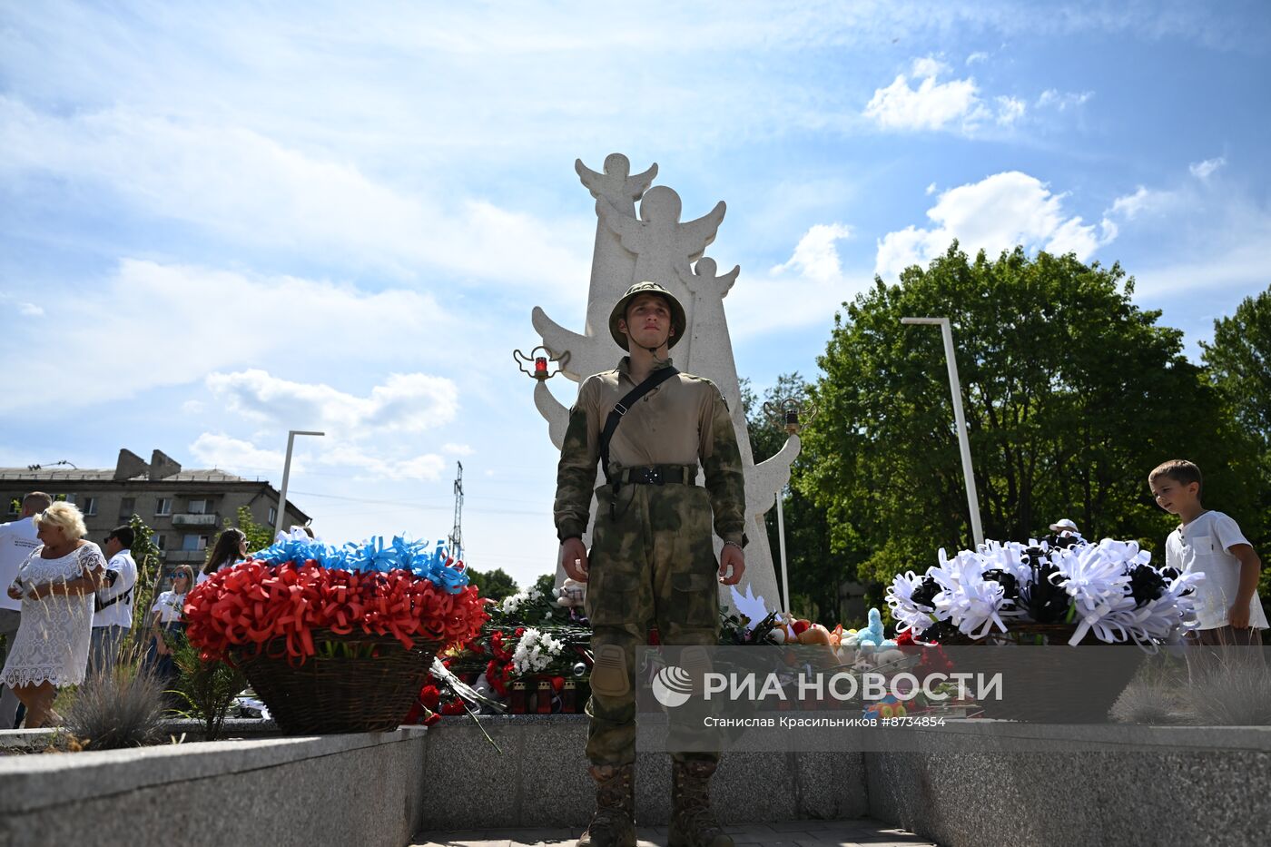 Акции памяти погибших детей Донбасса