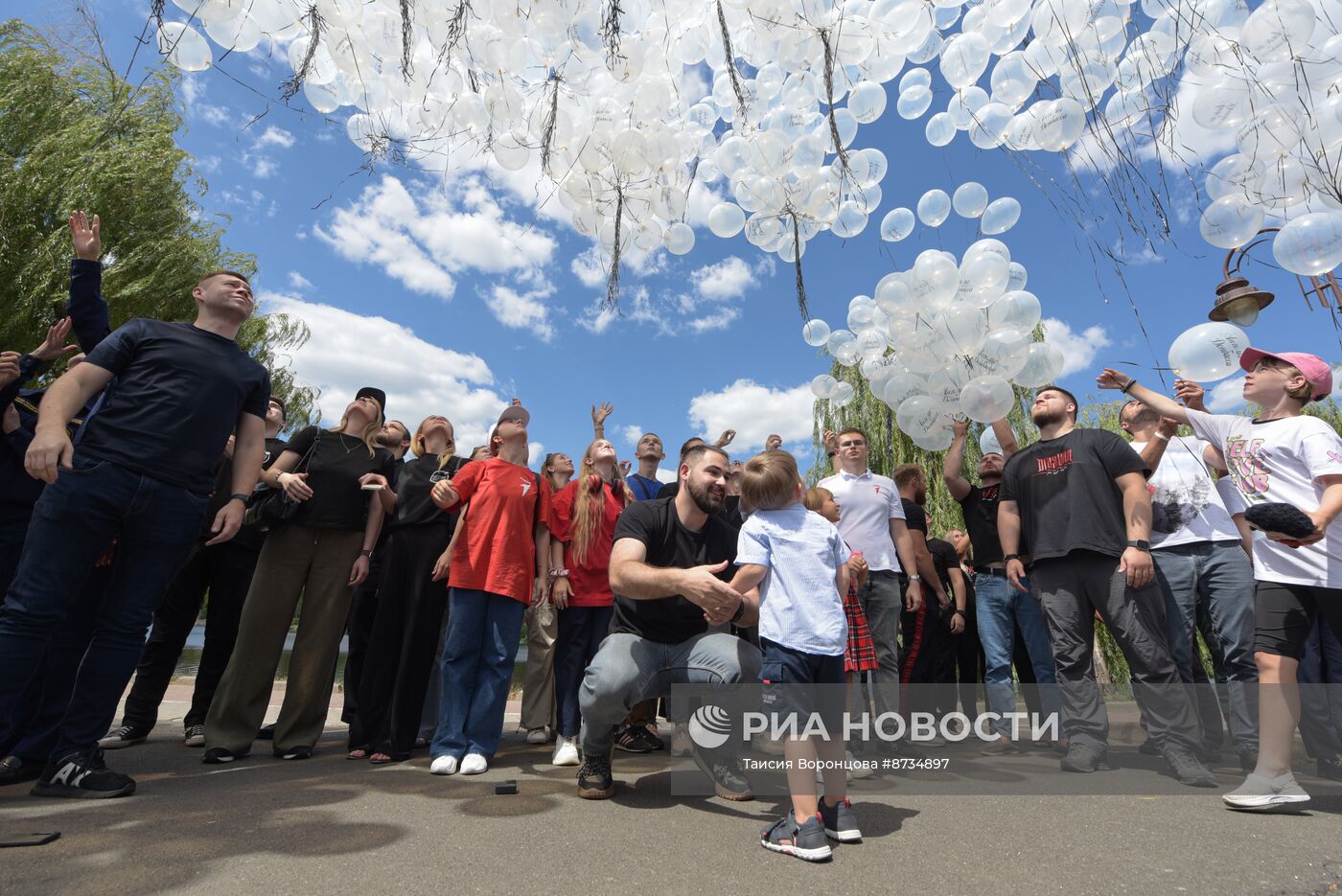 Акции памяти погибших детей Донбасса