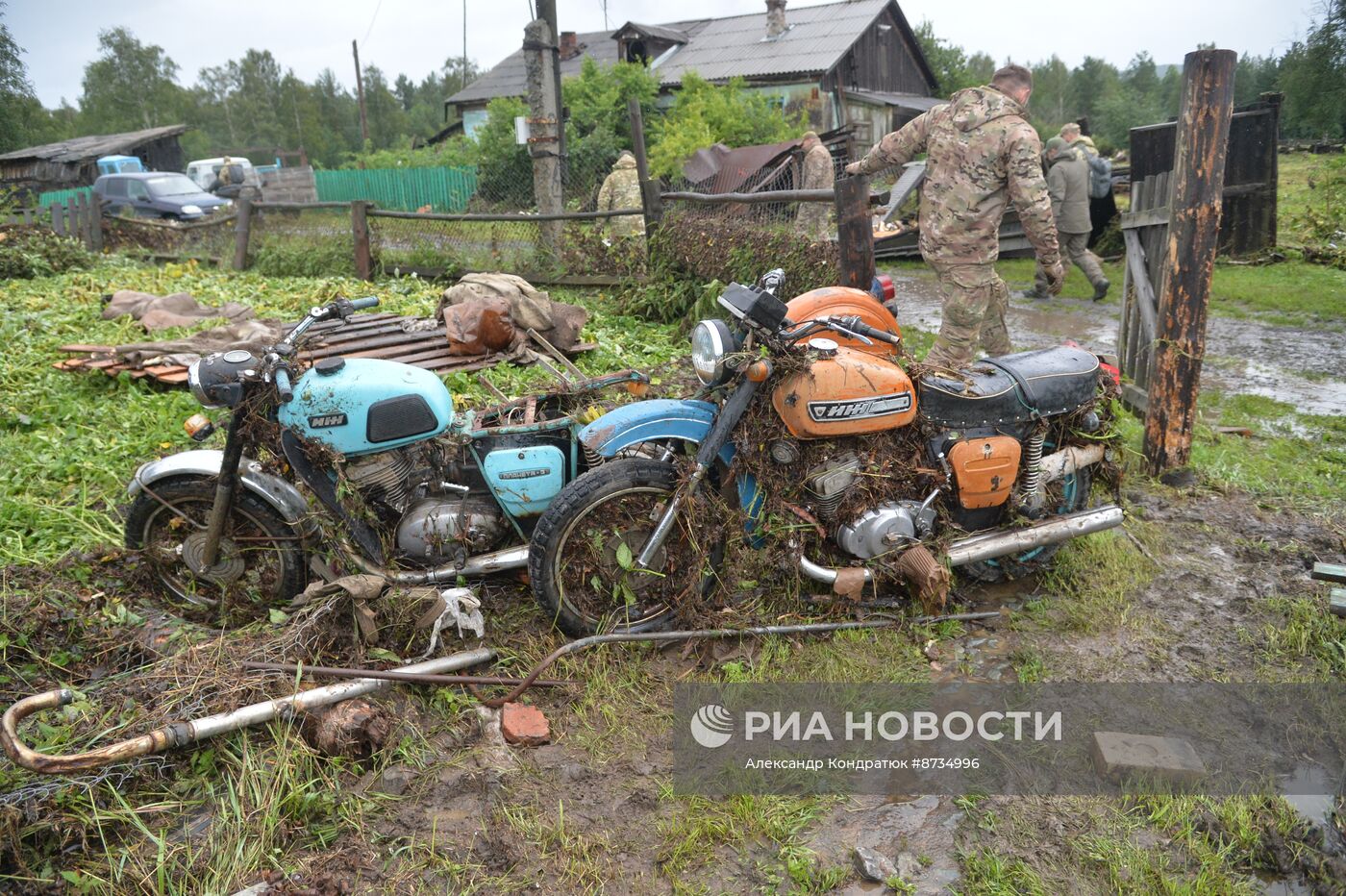 Последствия прорыва дамбы в Челябинской области 