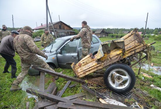 Последствия прорыва дамбы в Челябинской области 