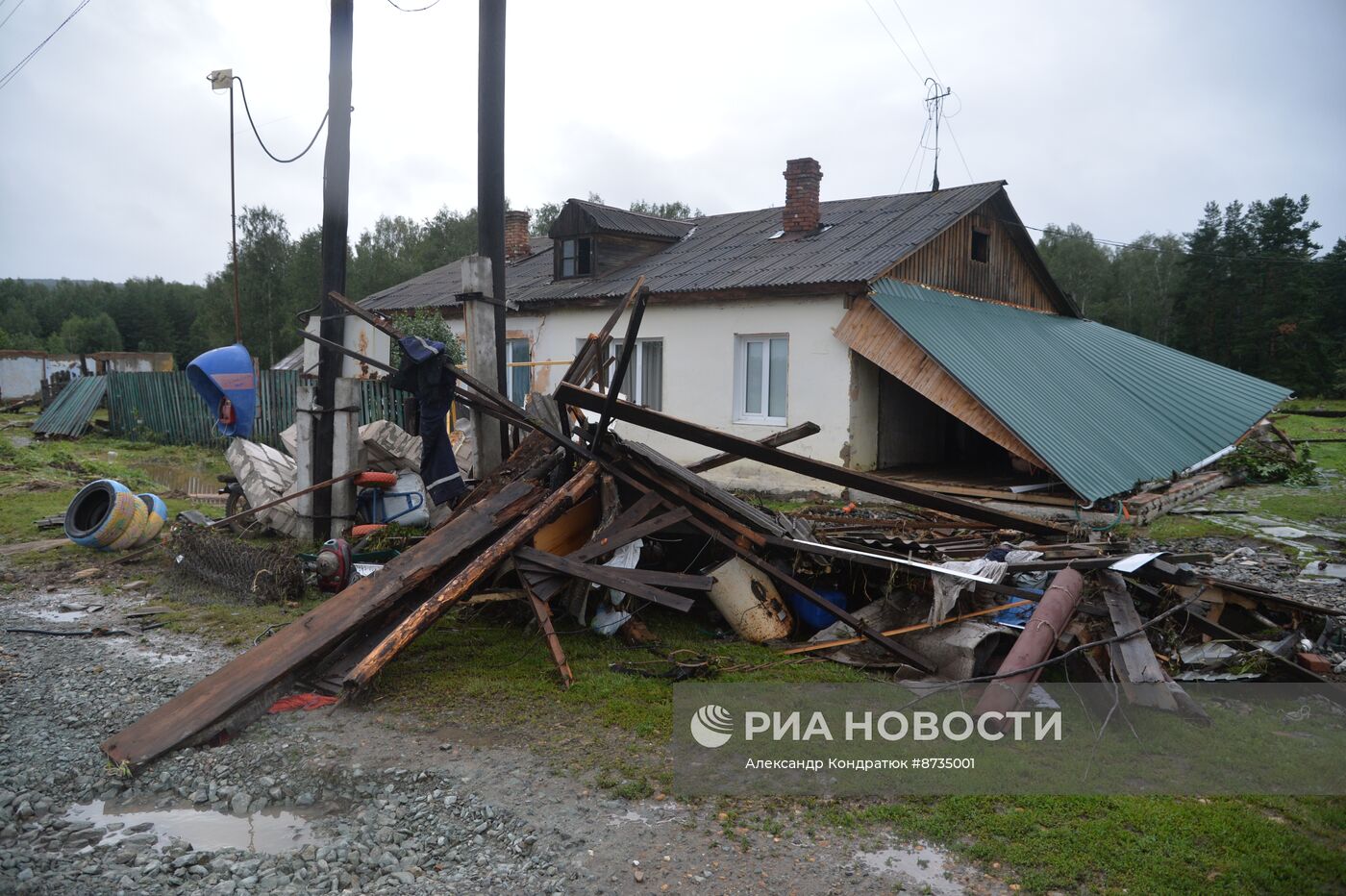 Последствия прорыва дамбы в Челябинской области 