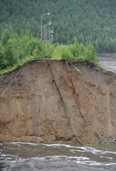 Последствия прорыва дамбы в Челябинской области 