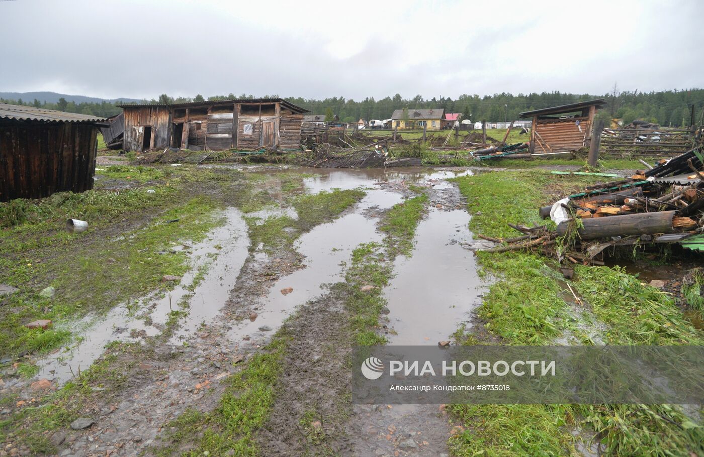 Последствия прорыва дамбы в Челябинской области 