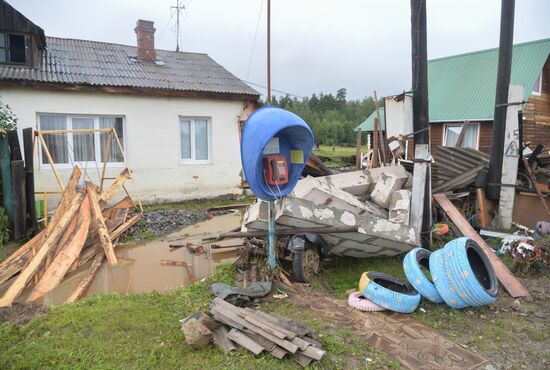 Последствия прорыва дамбы в Челябинской области 