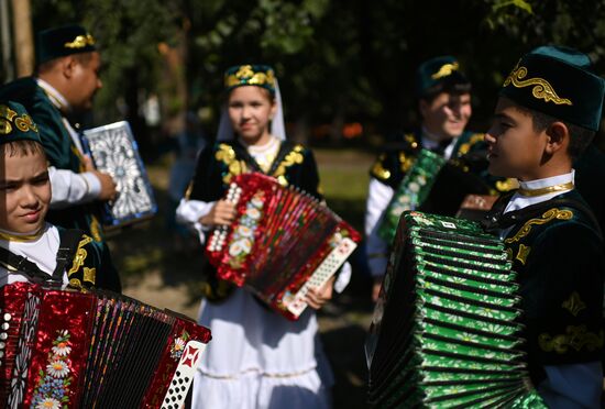 Праздник "Сабантуй" в Омске
