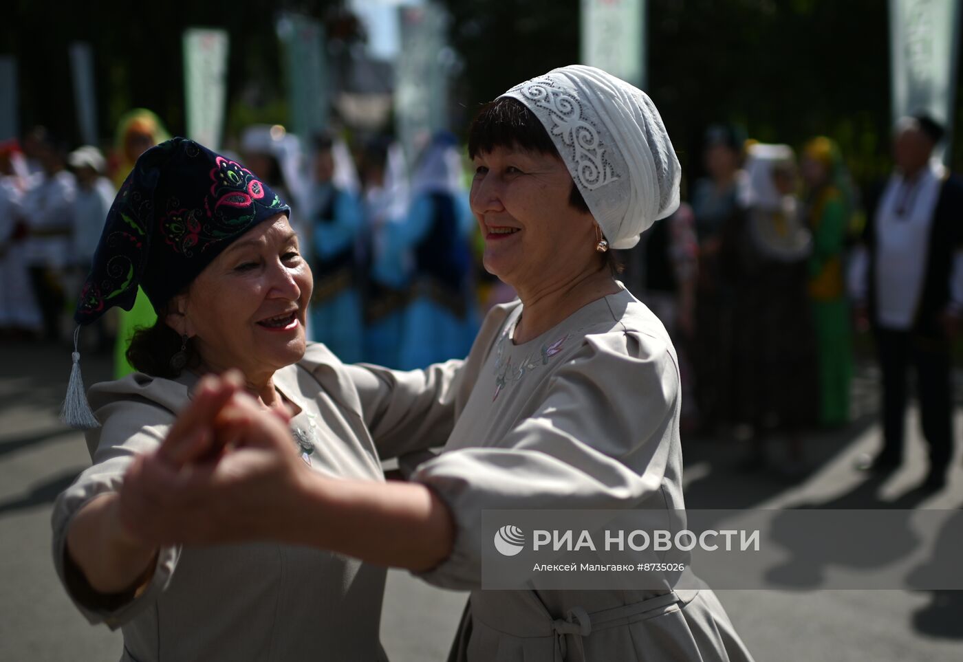 Праздник "Сабантуй" в Омске