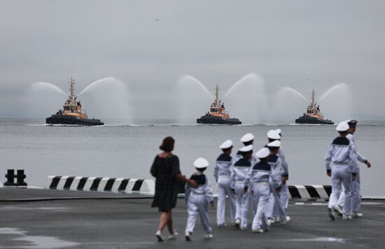 Празднование Дня ВМФ в регионах России