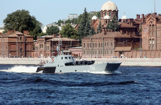 Празднование Дня ВМФ в Санкт-Петербурге