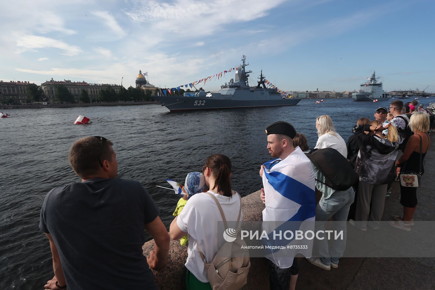 Празднование Дня ВМФ в Санкт-Петербурге