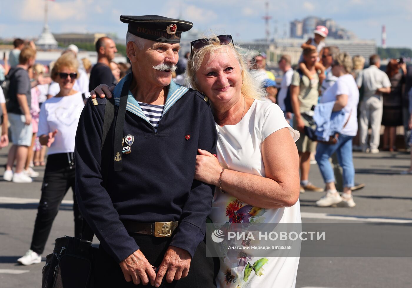 Празднование Дня ВМФ в Санкт-Петербурге