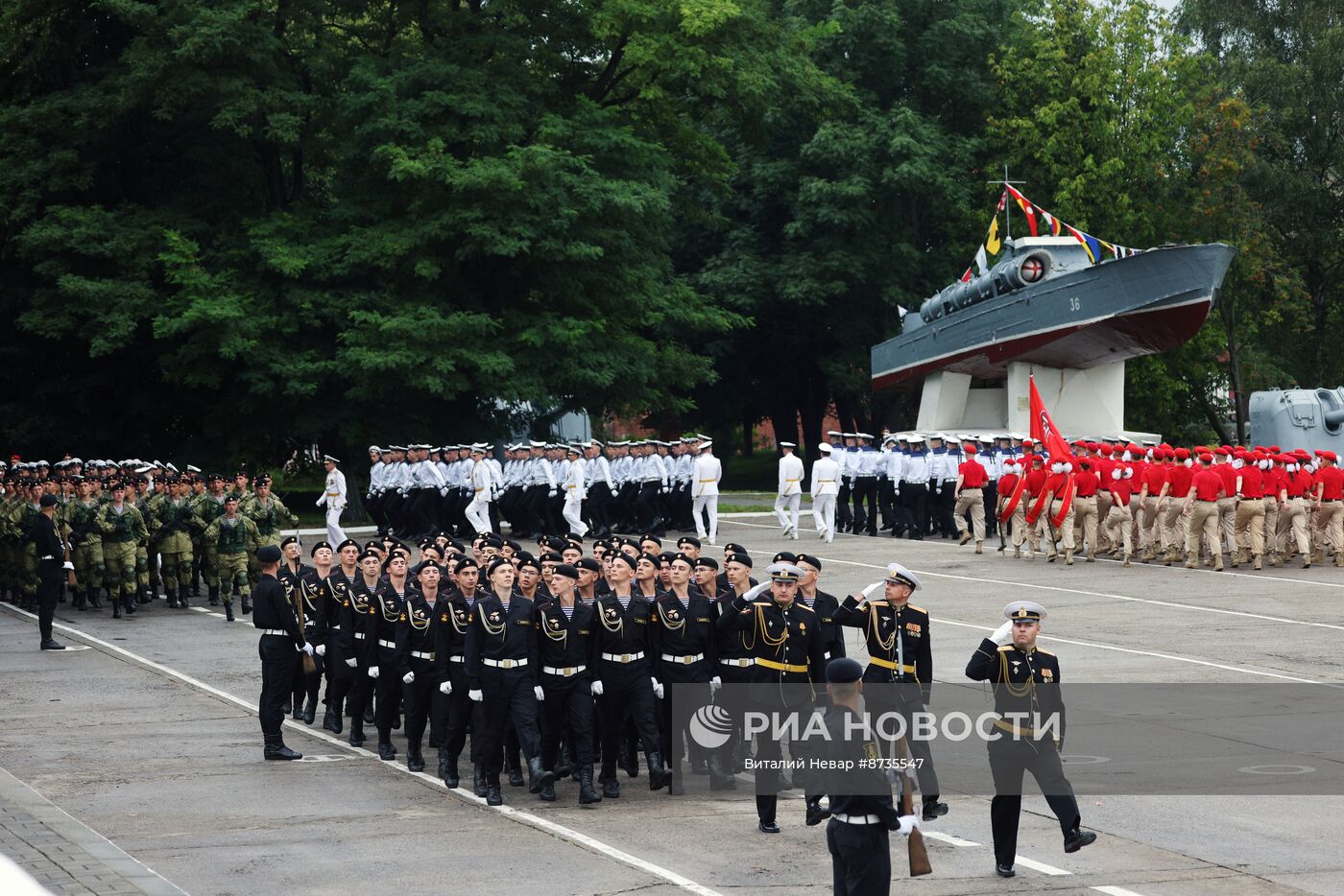 Празднование Дня ВМФ в регионах России