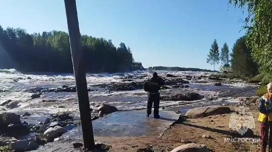 В Карелии на Беломорско-Балтийском канале прорвало дамбу 