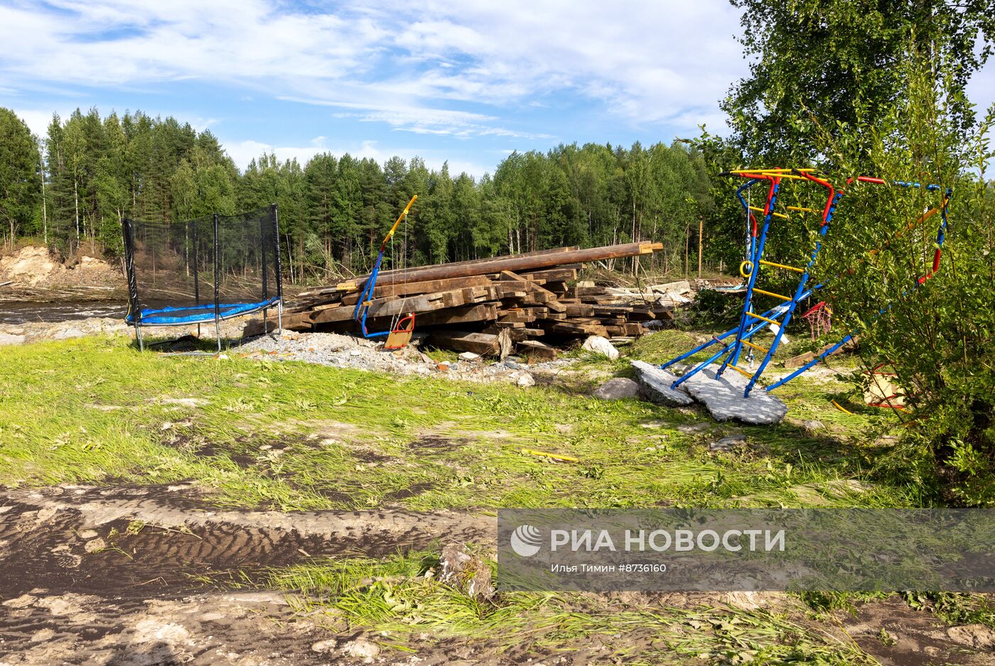 В Карелии на Беломорско-Балтийском канале прорвало дамбу