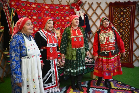 Встреча глав ВОА БРИКС на тему "Аудит устойчивого развития"
Культурная программа для гостей форума Место: Россия, Республика Башкортостан, Уфа. Автор: Кристина Кормилицына. Встреча глав ВОА БРИКС на тему "Аудит устойчивого развития"